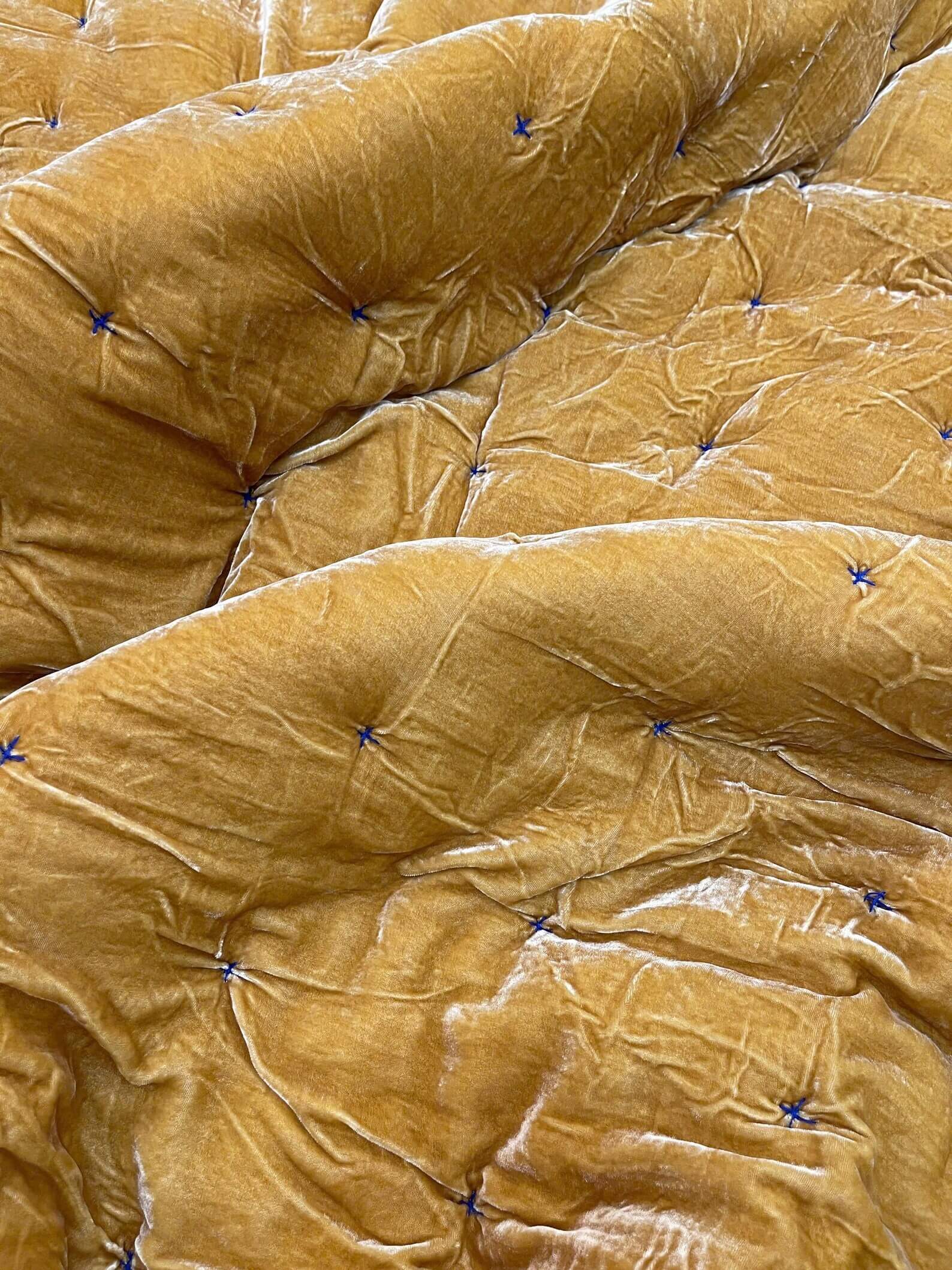 Mustard and Cream Reversable Mulberry Silk Quilt Super King - Image 2