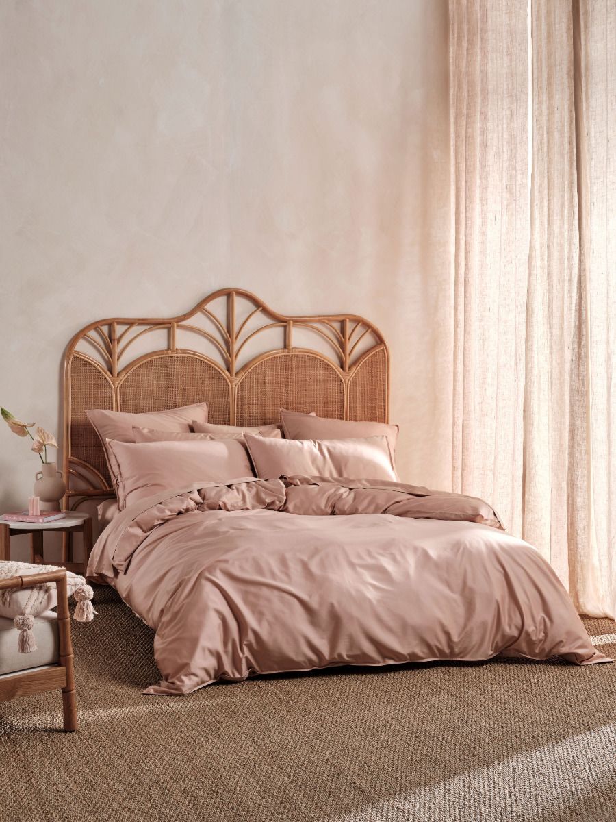 Blush Bamboo Bedding Set (King)
