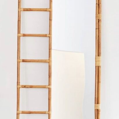 A bamboo mirror.