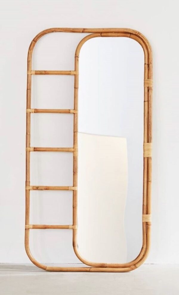 A bamboo mirror.