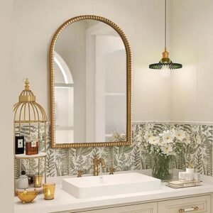A vintage style mirror.